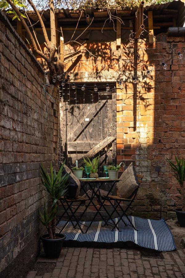 Ground Floor Olive Suite, Digbeth Studio เบอร์มิงแฮม ภายนอก รูปภาพ