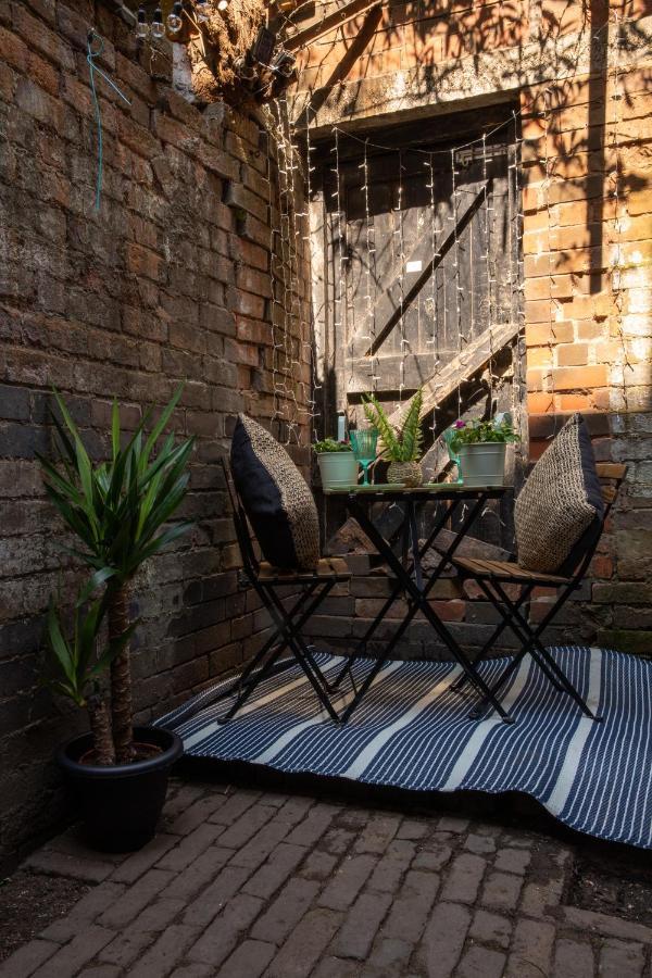Ground Floor Olive Suite, Digbeth Studio เบอร์มิงแฮม ภายนอก รูปภาพ